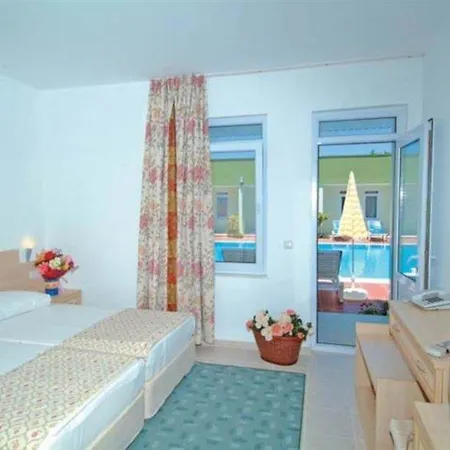 Hotel Elis